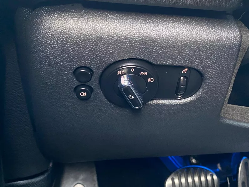 
								MINI John Cooper Works full									