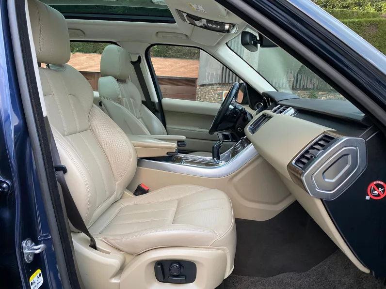 
								LAND ROVER RANGE ROVER SPORT TDV6 HSE full									