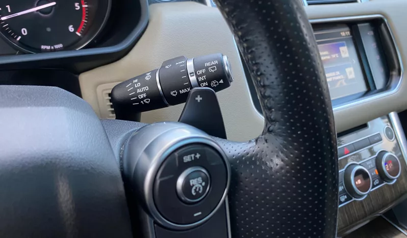 
								LAND ROVER RANGE ROVER SPORT TDV6 HSE full									