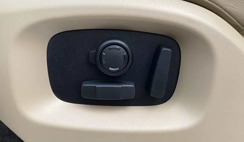 
								LAND ROVER RANGE ROVER SPORT TDV6 HSE full									