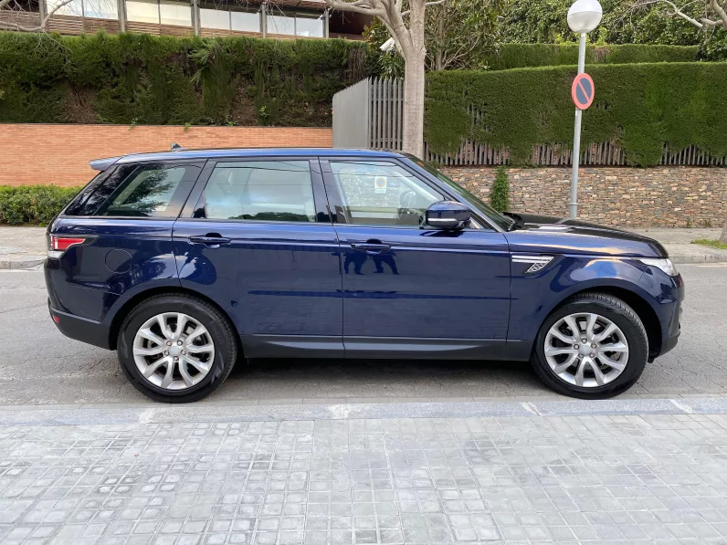 
								LAND ROVER RANGE ROVER SPORT TDV6 HSE full									