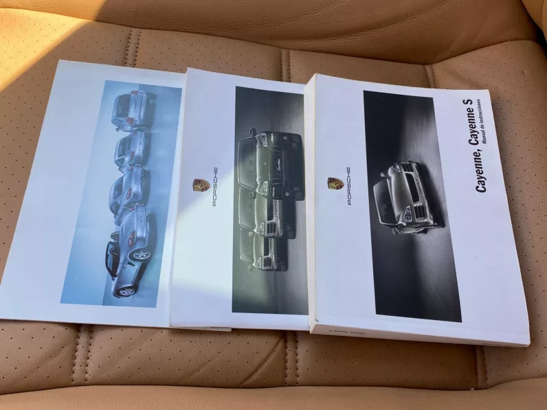 
								PORSCHE CAYENNE S AUT full									