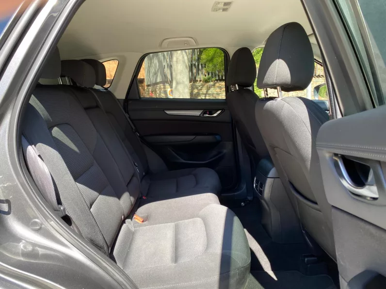 
								MAZDA CX-5 2.0G AT ZENITH full									
