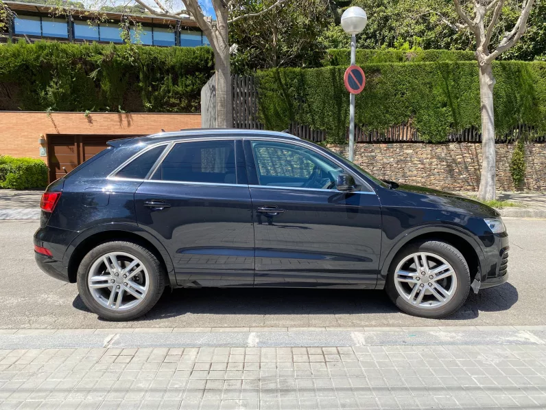 
								AUDI Q3 1.4TFSI S-LINE S-TRONIC full									