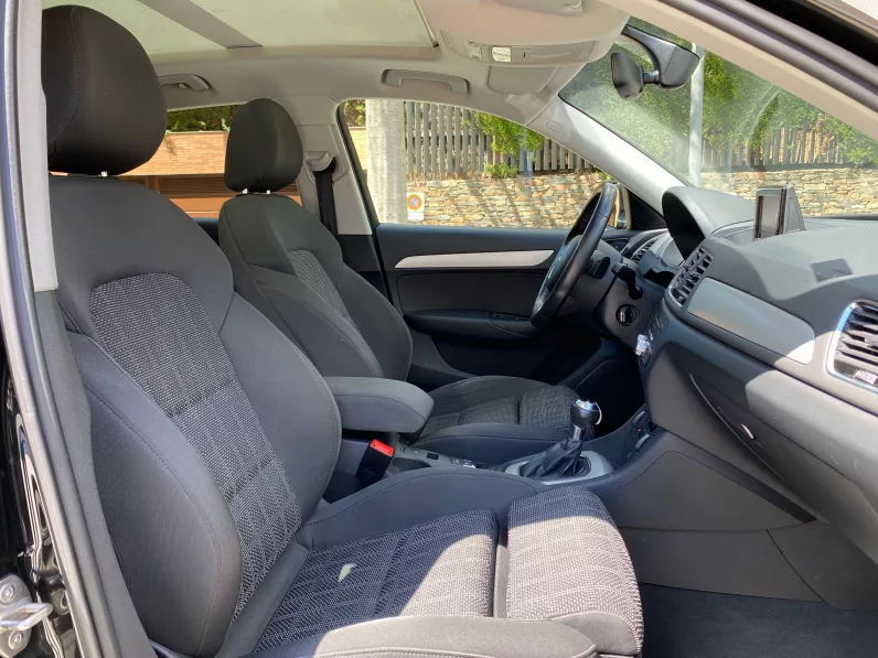 
								AUDI Q3 1.4TFSI S-LINE S-TRONIC full									