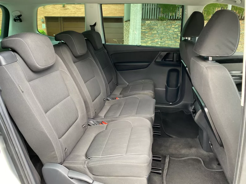 
								SEAT ALHAMBRA 2.0TDI 170 STYLE full									