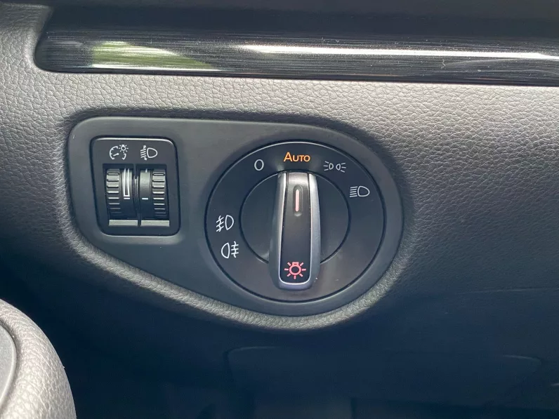 
								SEAT ALHAMBRA 2.0TDI 170 STYLE full									