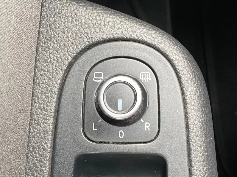 
								SEAT ALHAMBRA 2.0TDI 170 STYLE full									