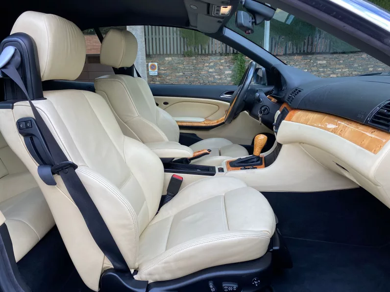 
								BMW 330CI E46 CABRIO AUTO full									