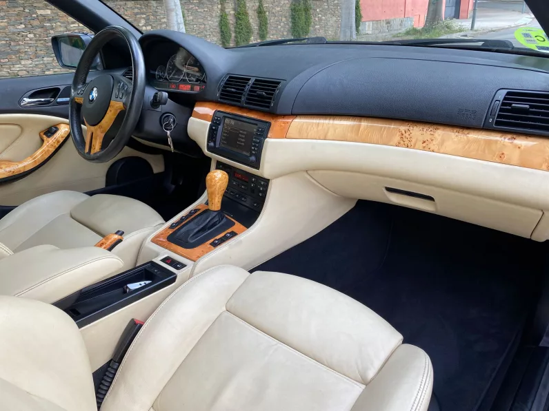 
								BMW 330CI E46 CABRIO AUTO full									