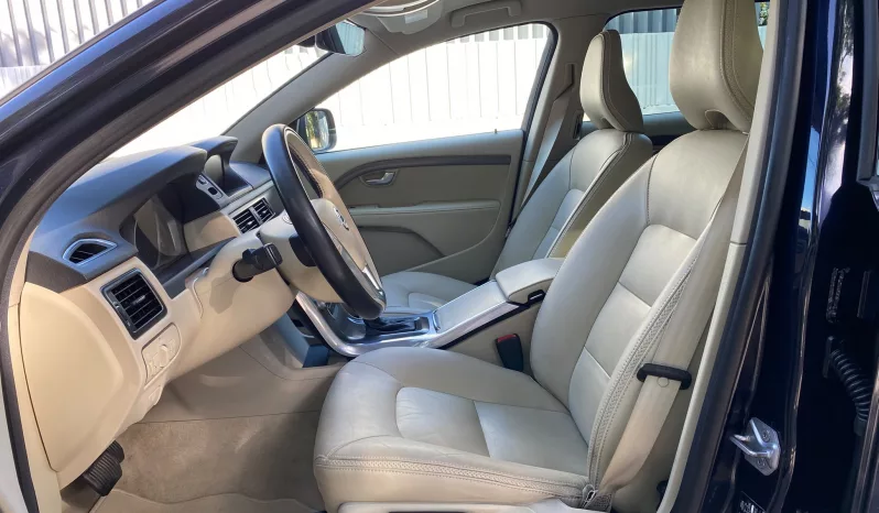 
								VOLVO XC70 D4 MOMENTUM AUTO full									