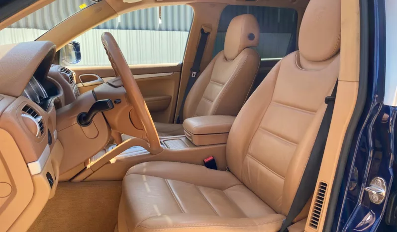 
								PORSCHE CAYENNE S 4.8 TIP full									