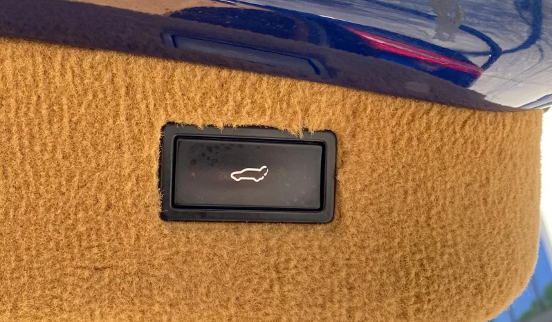 
								PORSCHE CAYENNE S 4.8 TIP full									