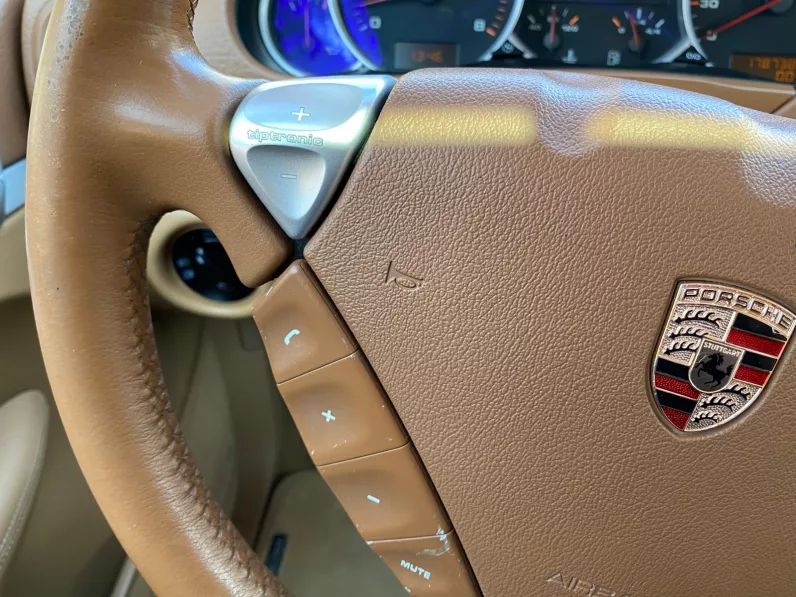 
								PORSCHE CAYENNE S 4.8 TIP full									