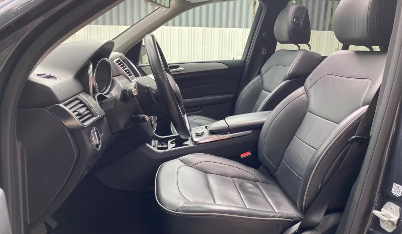 
								Mercedes ML 350 BT 4M full									