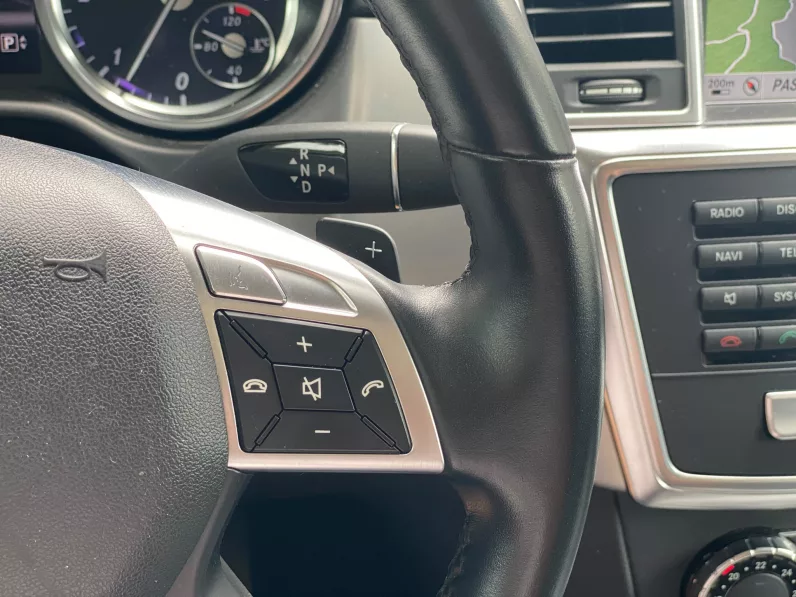 
								Mercedes ML 350 BT 4M full									